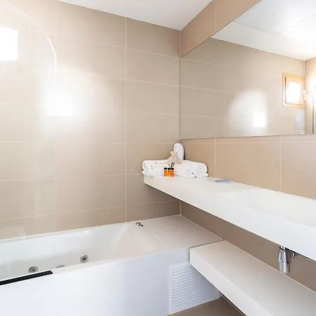 Intempo By Holuxe - 154 - 15th Floor Апартаменты Бенидорм